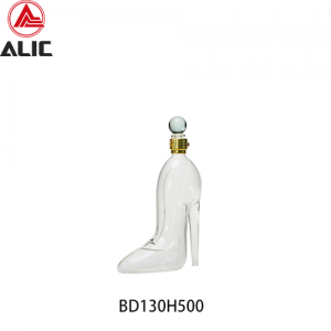 Lead Free Hand Blown High Borosilicate Decanter High-heeled Shoe style 500ml BD130H500