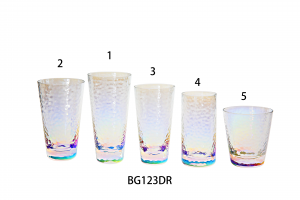 High Borosilicate Glass Tumbler in iridescent color and hammered pattern BG123DR