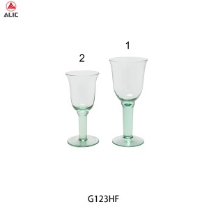 Red wine and White wine glass with mint green stem G123HF