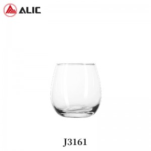 Lead Free Hand Blown Wine Glass J3161