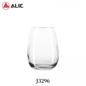 Lead Free Hand Blown Wine Glass J3296