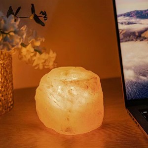 Scented Candle with Rock Holder   SC-0517
